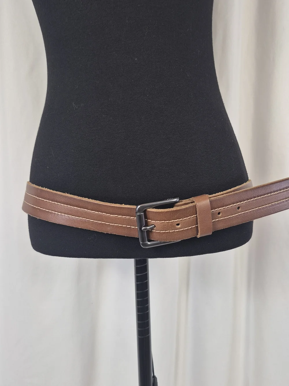 Fossil Men's Brown Leather Belt w/ Double-Row Contrast Stitching - Size 38